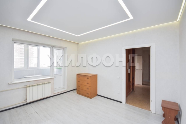 
   Продам 2-комнатную, 47.5 м², Оловозаводская ул, 43

. Фото 9.