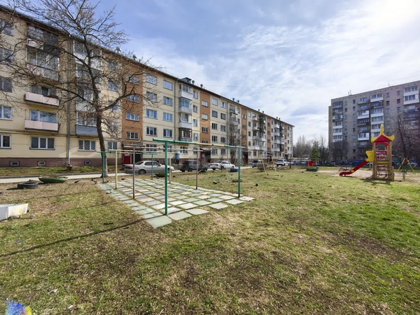 
   Продам 3-комнатную, 57.5 м², Макаренко ул, 15

. Фото 27.