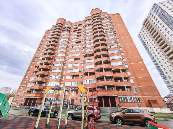
   Продам 3-комнатную, 83.8 м², Декабристов ул, 117

. Фото 23.