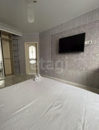 
  Сдам в аренду 2-комнатную квартиру, 57 м², Новосибирск

. Фото 6.