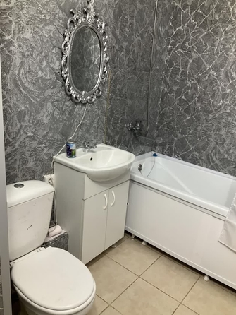 
  Сдам в аренду апартаменты, 43 м², Новосибирск

. Фото 11.
