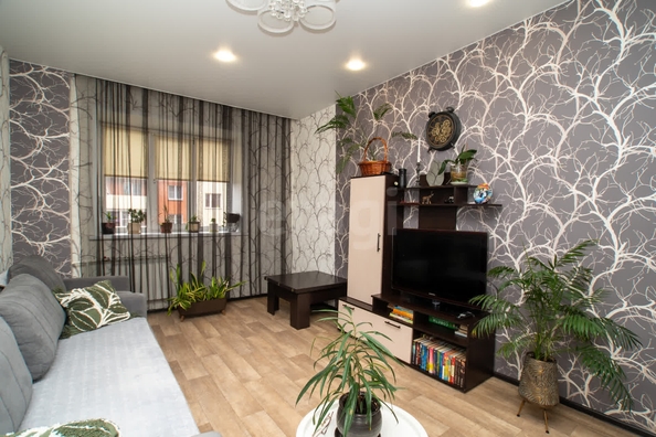 
   Продам 3-комнатную, 71.5 м², Петухова ул, 6/4

. Фото 5.