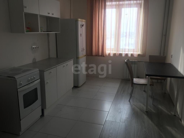 
  Сдам в аренду 1-комнатную квартиру, 49 м², Новосибирск

. Фото 1.