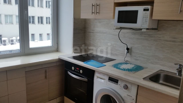
  Сдам в аренду 3-комнатную квартиру, 60 м², Новосибирск

. Фото 6.