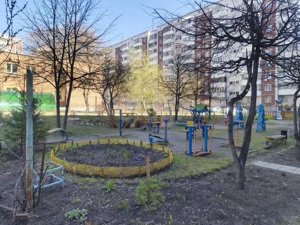 
   Продам 2-комнатную, 53.5 м², Максима Горького ул, 95

. Фото 21.