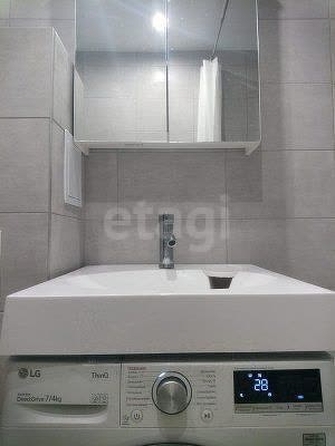 
   Продам 2-комнатную, 43.9 м², Военного городка тер, 770

. Фото 16.