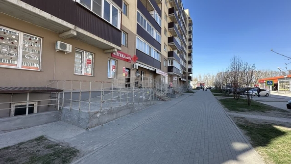 
   Сдам торговое помещение, 35.9 м², Виктора Уса ул, 1/2

. Фото 7.