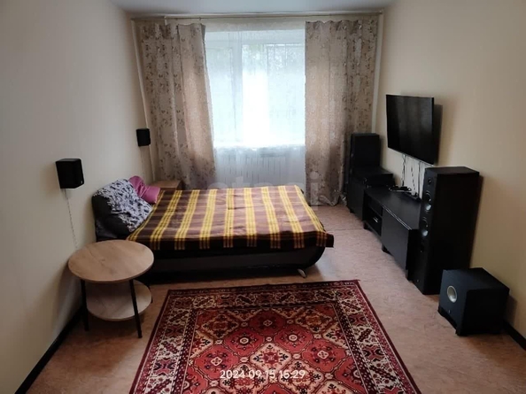 
  Сдам в аренду 1-комнатную квартиру, 30 м², Новосибирск

. Фото 1.