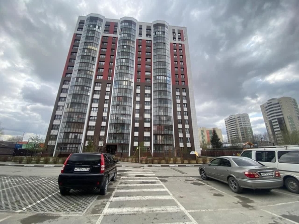 
   Продам 1-комнатную, 36.4 м², Виноградова ул, 5

. Фото 17.