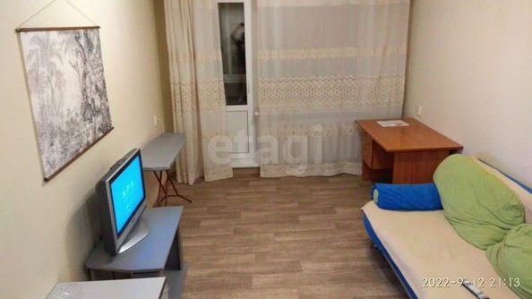 
  Сдам в аренду 1-комнатную квартиру, 30 м², Новосибирск

. Фото 1.