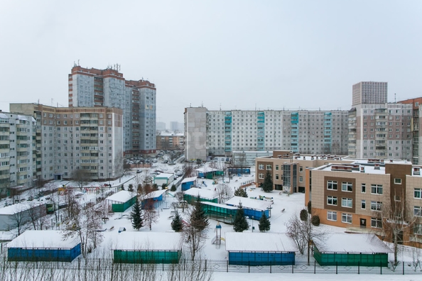 
   Продам 4-комнатную, 77.1 м², Тульская ул, 90

. Фото 36.