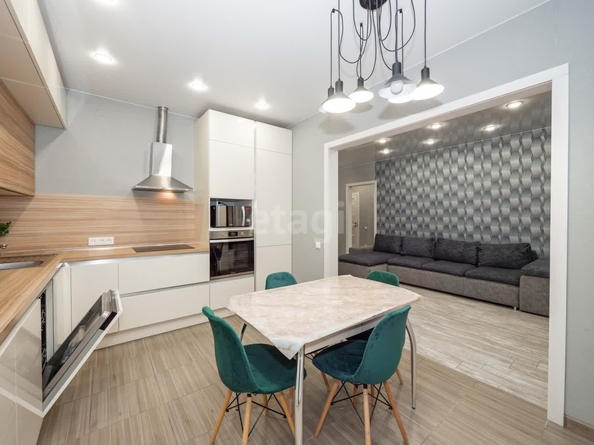 
   Продам 3-комнатную, 75.7 м², Красногорская ул, 31/1

. Фото 3.