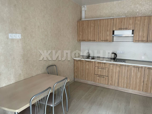 
   Продам студию, 24.3 м², 2-я Обская ул, 154

. Фото 4.