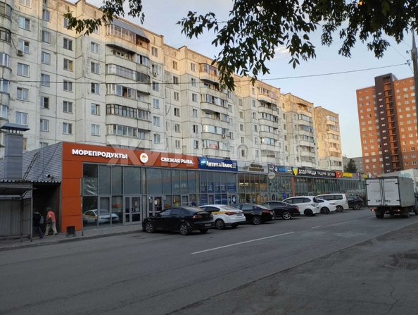 
   Продам 2-комнатную, 52.9 м², Новосибирская ул, 19

. Фото 17.