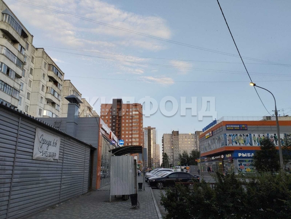
   Продам 2-комнатную, 52.9 м², Новосибирская ул, 19

. Фото 20.