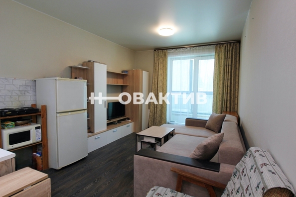 
   Продам студию, 22.6 м², Зорге ул, 273

. Фото 2.