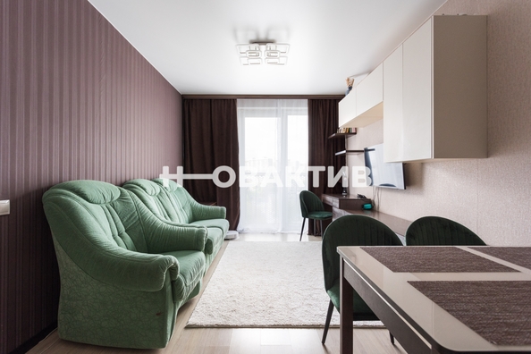 
   Продам 2-комнатную, 37.3 м², Дунаевского ул, 14

. Фото 2.