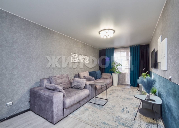 
   Продам 3-комнатную, 56.5 м², Бориса Богаткова ул, 194/2

. Фото 4.