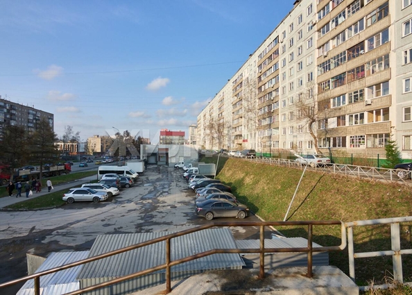 
   Продам 3-комнатную, 56.5 м², Бориса Богаткова ул, 194/2

. Фото 22.