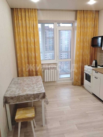 
  Сдам в аренду 1-комнатную квартиру, 39 м², Новосибирск

. Фото 2.