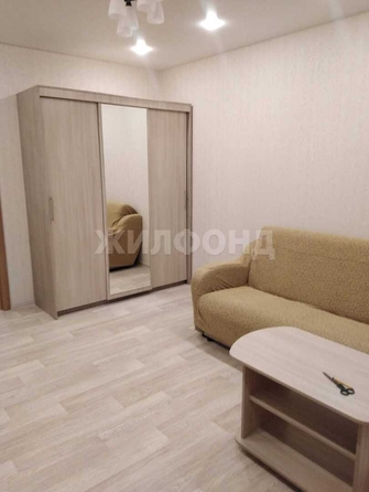
  Сдам в аренду 1-комнатную квартиру, 39 м², Новосибирск

. Фото 6.