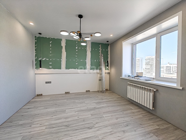 
   Продам 2-комнатную, 64.2 м², Сакко и Ванцетти ул, 31/4

. Фото 9.