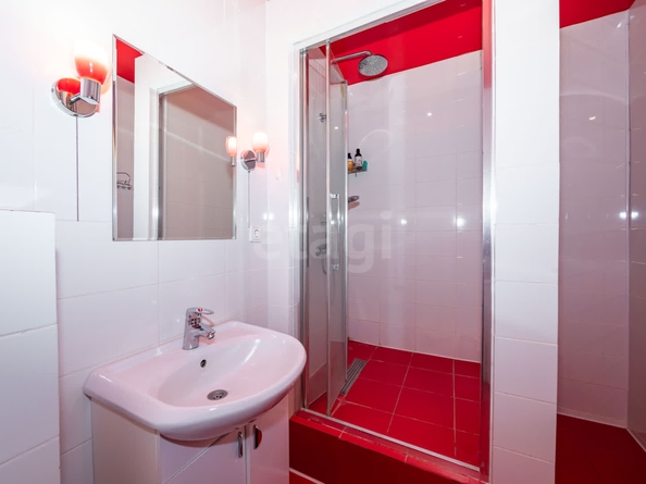 
   Продам 1-комнатную, 42.3 м², Военная ул, 16

. Фото 18.