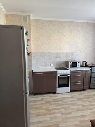 
  Сдается 1-комн. квартира, 42 м², Виталия Потылицына ул
. Фото 1.