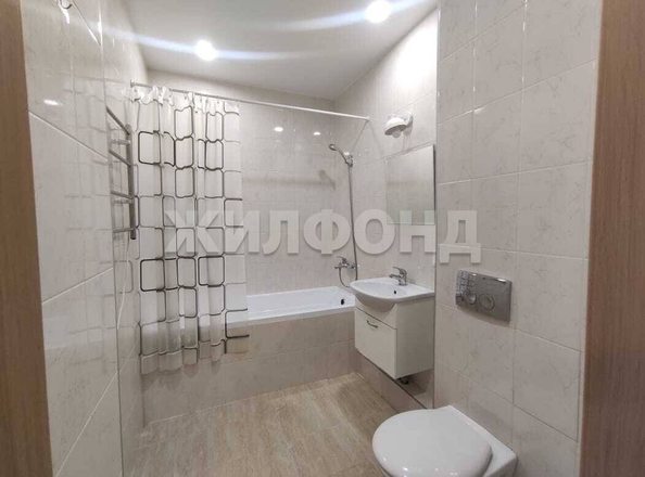 
   Продам 1-комнатную, 38 м², Ватутина ул, 93/1

. Фото 9.