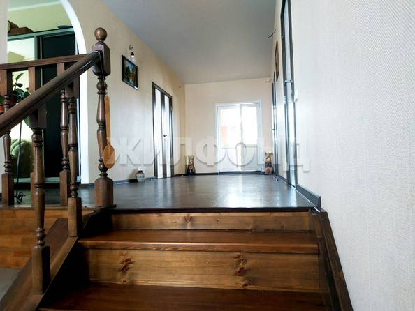 
  Продается дом, 370 м², Новосибирск
. Фото 9.