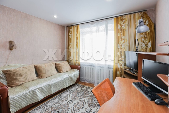 
   Продам комнату, 18 м², Сибиряков-Гвардейцев ул, 44/5

. Фото 4.