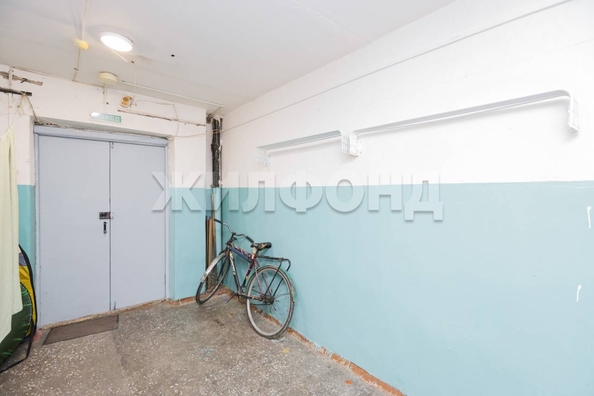 
   Продам комнату, 18 м², Сибиряков-Гвардейцев ул, 44/5

. Фото 18.