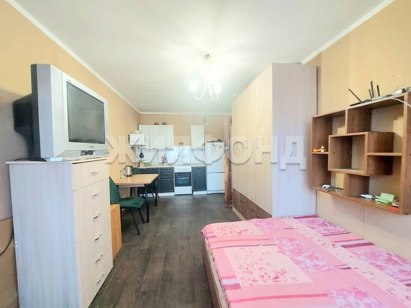 
   Продам секционку, 16.3 м², Фадеева ул, 89

. Фото 2.