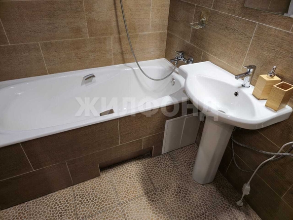 
  Сдается 2-комн. квартира, 54 м², Зеленая Горка ул, д. 9
. Фото 2.