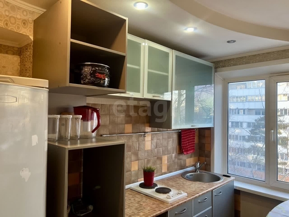 
  Сдам в аренду 2-комнатную квартиру, 42.8 м², Новосибирск

. Фото 1.
