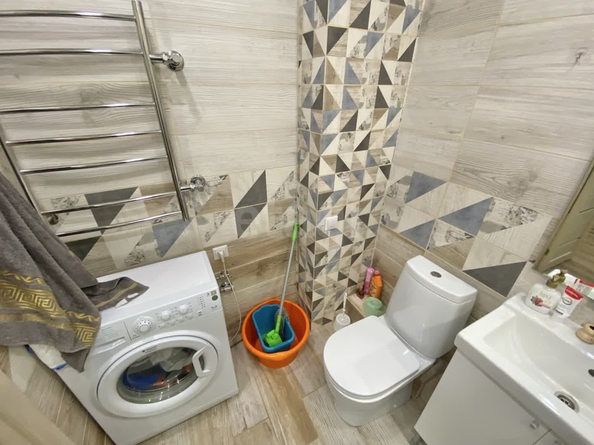 
   Продам 1-комнатную, 39.4 м², Ясный Берег ул, 10

. Фото 6.