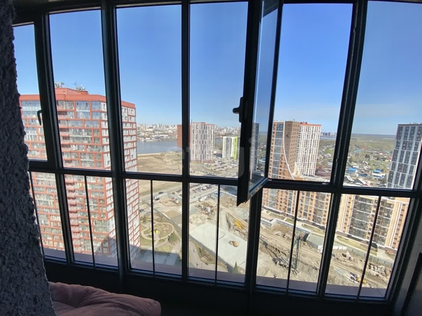 
   Продам 1-комнатную, 39.4 м², Ясный Берег ул, 10

. Фото 12.