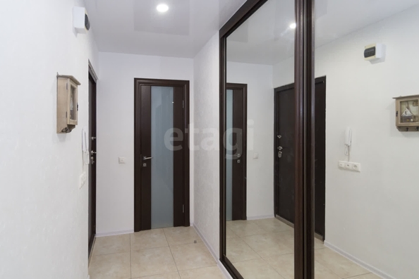 
   Продам 4-комнатную, 89.5 м², Кропоткина ул, 128

. Фото 1.