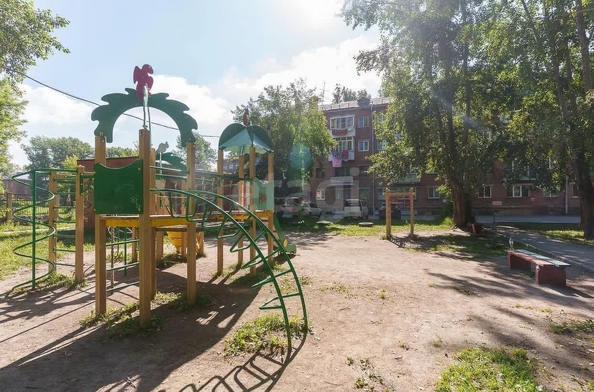 
   Продам 3-комнатную, 53.1 м², Театральная ул, 4/1

. Фото 22.