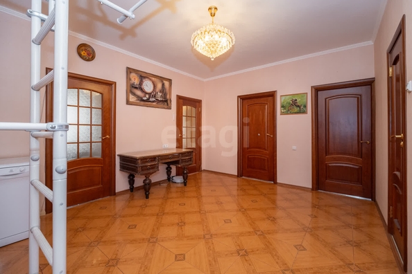 
   Продам 3-комнатную, 89.7 м², Ватутина ул, 41/1

. Фото 22.