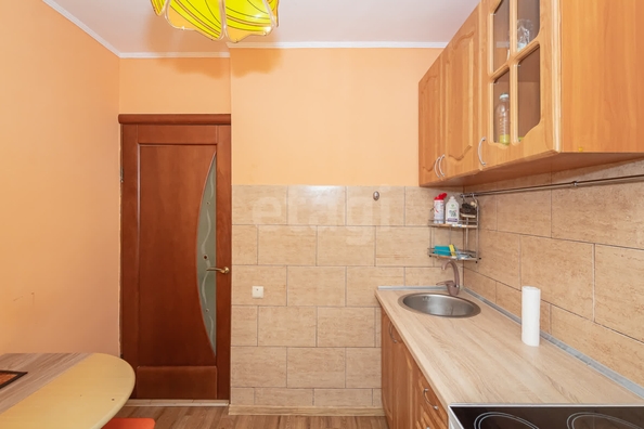 
   Продам 1-комнатную, 29.4 м², Красный пр-кт, 67а

. Фото 2.