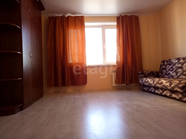 
   Продам 3-комнатную, 72 м², Николая Сотникова ул, 19

. Фото 5.