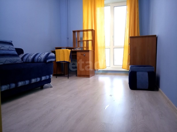 
   Продам 3-комнатную, 72 м², Николая Сотникова ул, 19

. Фото 8.
