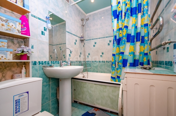 
   Продам 2-комнатную, 42.1 м², Ленина ул, 75

. Фото 14.