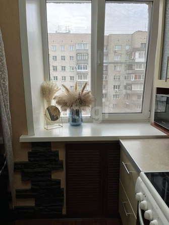 
   Продам 1-комнатную, 32.5 м², Революции ул, 7

. Фото 4.