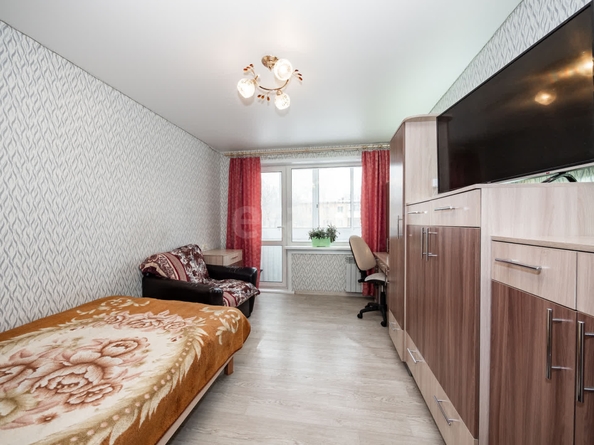 
   Продам 3-комнатную, 59.5 м², Объединения ул, 96/1

. Фото 10.