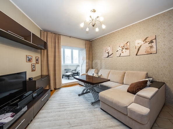 
   Продам 2-комнатную, 60 м², Лескова ул, 15

. Фото 1.