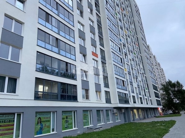 
   Продам 1-комнатную, 38 м², Зорге ул, 273

. Фото 1.