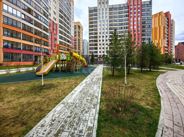
   Продам 1-комнатную, 38.3 м², Красный пр-кт, 331/2

. Фото 39.