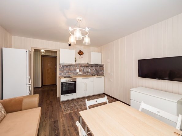 
   Продам 1-комнатную, 38.5 м², Кубовая ул, 113/4

. Фото 13.